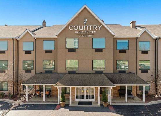 Country Inn & Suites by Radisson, Asheville - Outlet Mall 1