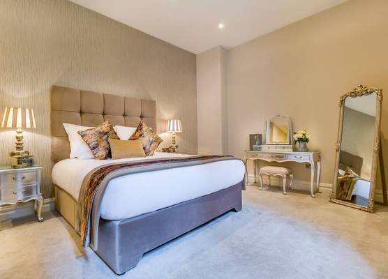 Kingston’s Townhouse 1