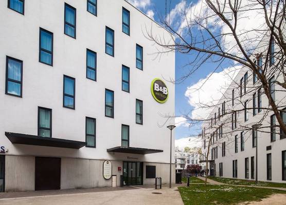 B&B HOTEL Lille Tourcoing Centre 1