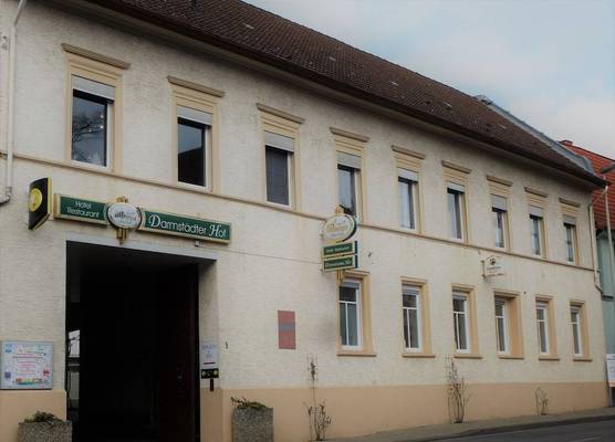 Darmstädter Hof 1
