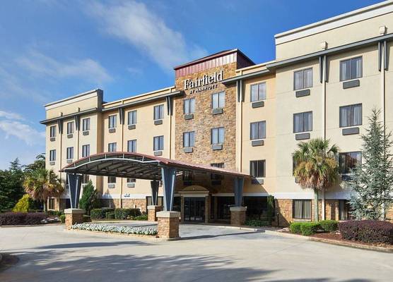 Fairfield Inn & Suites by Marriott Gainesville 1