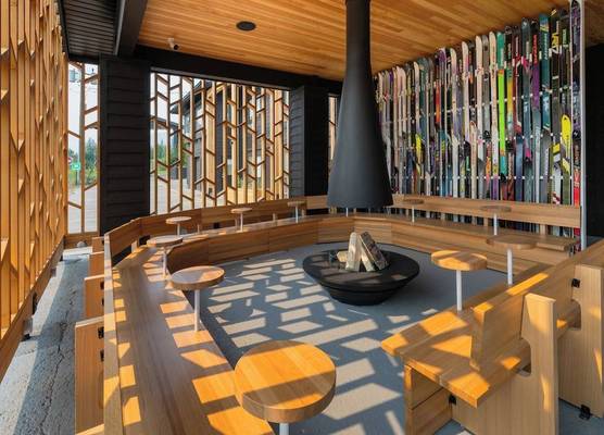 Gravity Haus Revelstoke 1