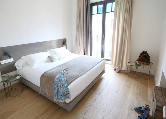 Apartaments Plaça Del Vi 1