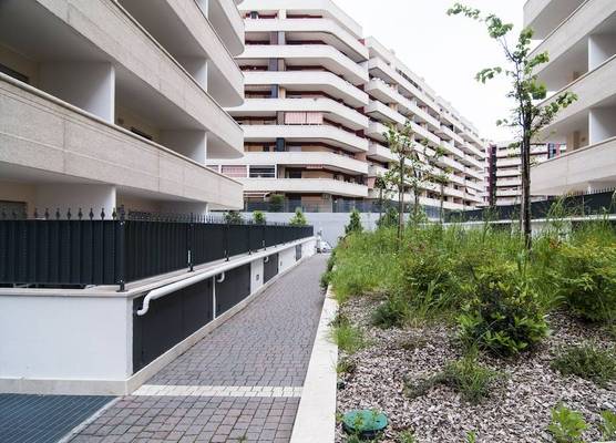 GuestHost - Fonte Laurentina Apartments 1