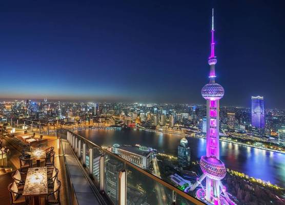 The Ritz-Carlton Shanghai, Pudong 1