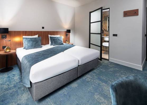 Boutique Hotel First City 1