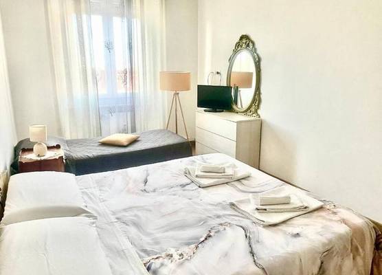 Cavour16 rent bedrooms 1