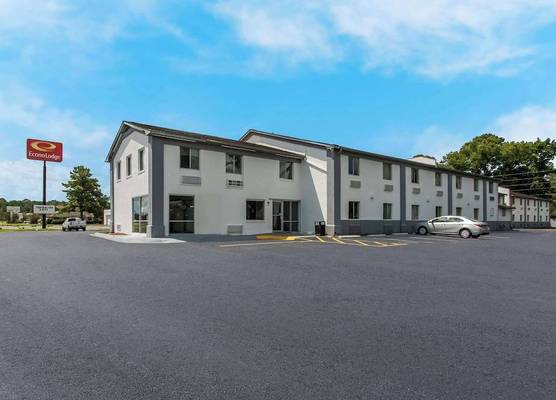 Econo Lodge Cherry Point 1