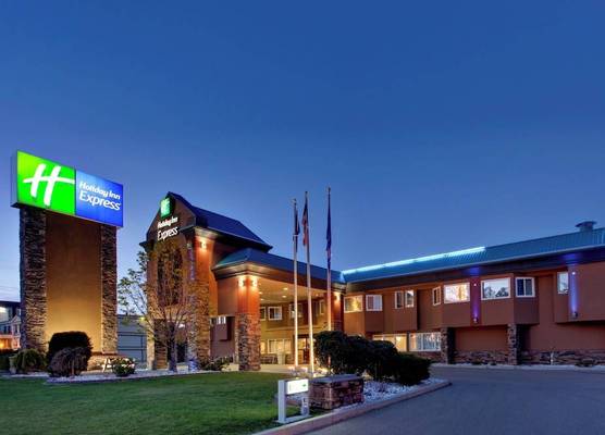 Holiday Inn Express RED DEER by IHG 1