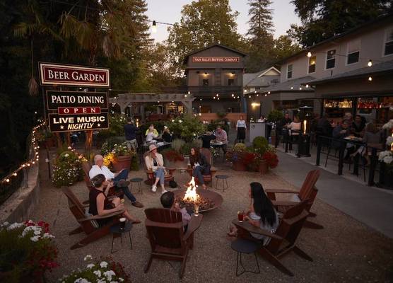 Calistoga Inn Restaurant & Brewery 1