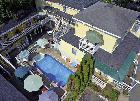 Beach Motel and Suites 1