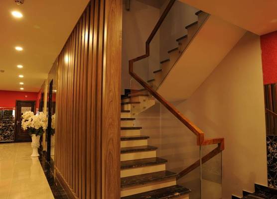Zhotel 1