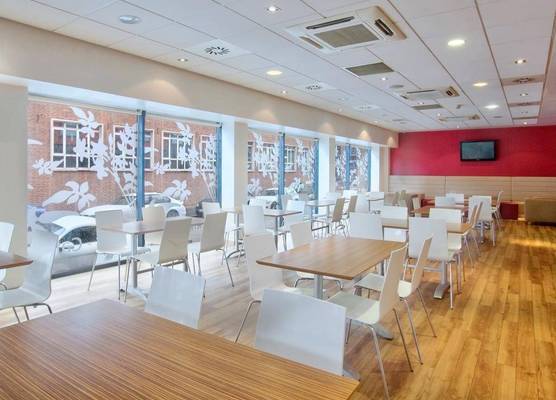 Travelodge Birmingham Central Newhall Street 1