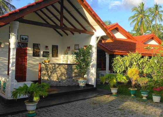 Regina Beach Bungalow 1