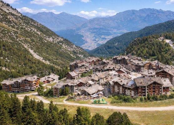 Pierre & Vacances Premium Arc 1950 Le Village 1
