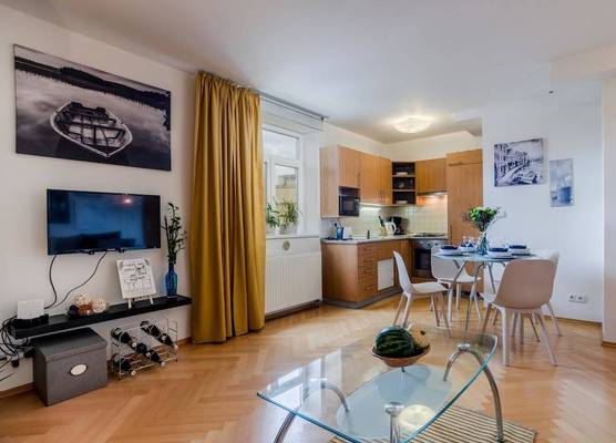 Prague 1 SUNNY APT by Michal&Friends 1