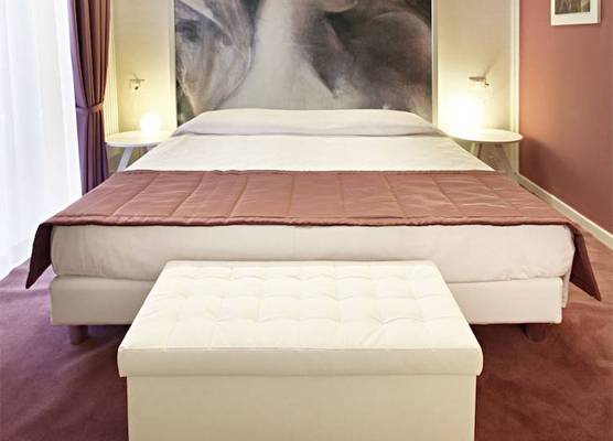 Ferrara Rooms 1
