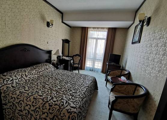 Hotel Carol 1