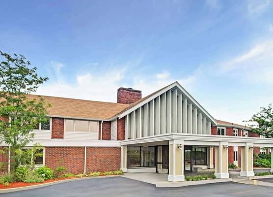 Ramada by Wyndham Seekonk Providence Area 1