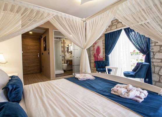 Neva Hotel Alaçatı 1