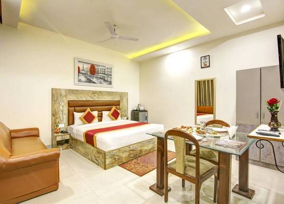 Gracious by Vishesh Hotels & Home Stay 1
