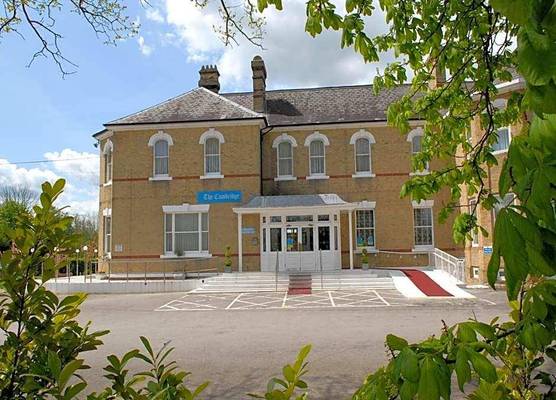 Gatwick Cambridge Hotel 1