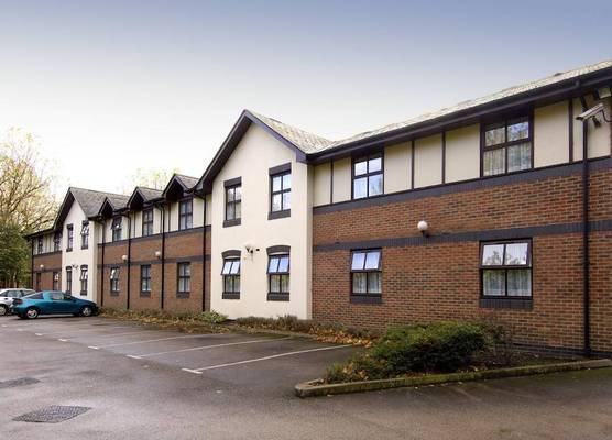 Premier Inn Stockport South 1