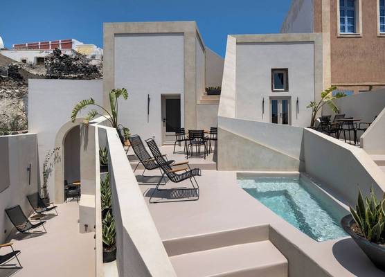 Calissa Suites by Ananda 1