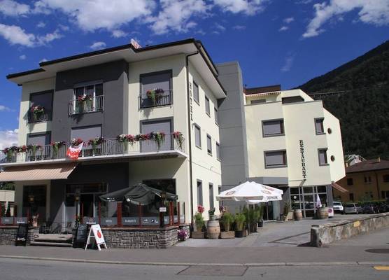 Hotel du Stand 1