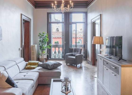 Venice Palace Tintoretto by Wonderful Italy 1