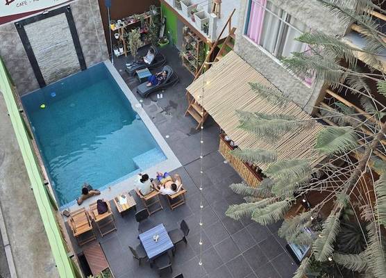La Casa de Bamboo 1