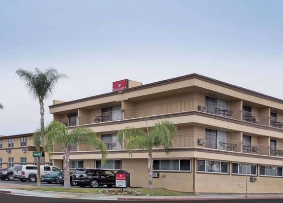 Ramada by Wyndham San Diego Airport 1