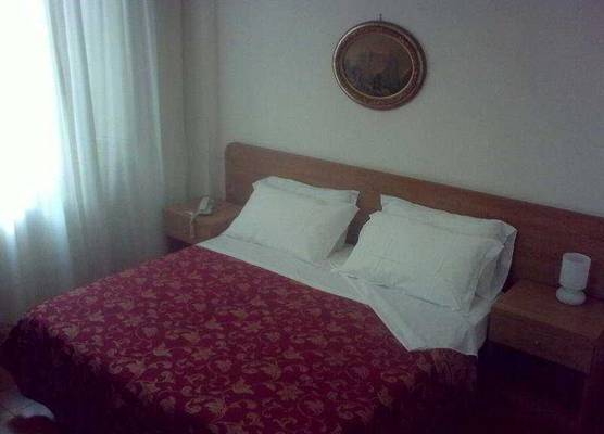Roma Room Hotel 1