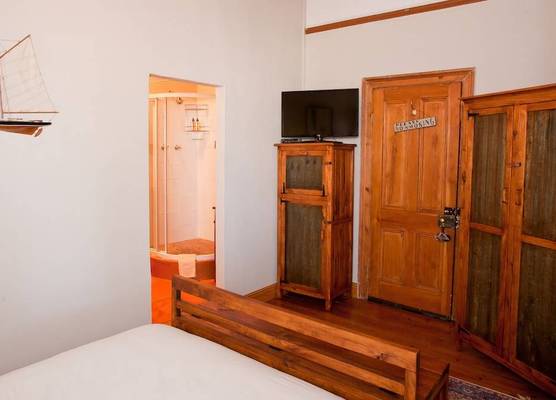Oakdene Guest House 1