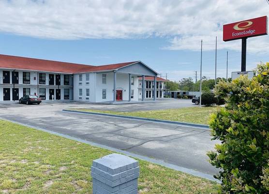 Econo Lodge Crystal Coast 1