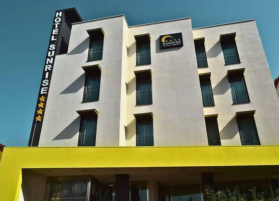 Sunrise Hotel 1