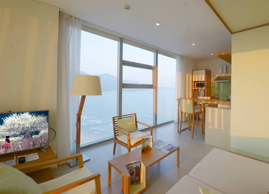 Fusion Suites Da Nang 1