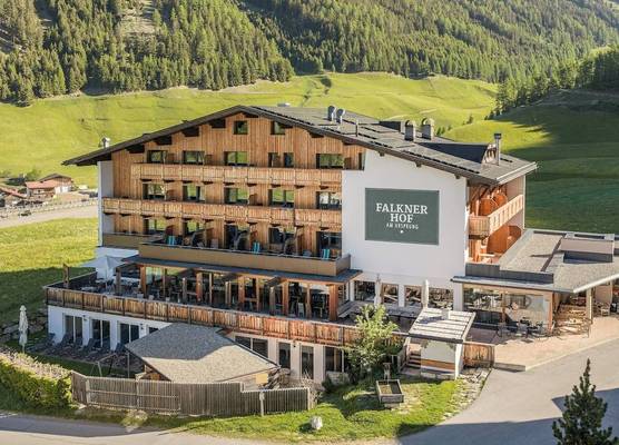 Naturhotel Falknerhof 1