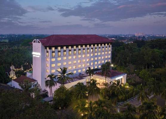 Aryaduta Lippo Village 1