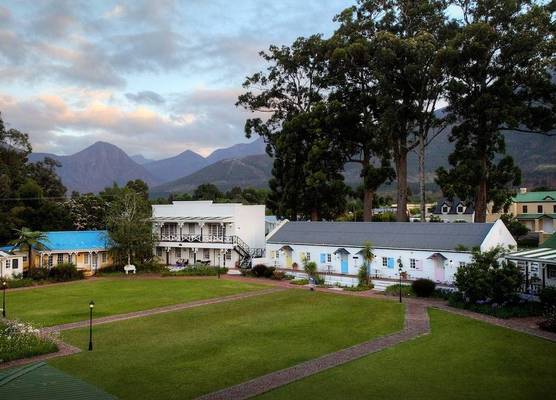 Tsitsikamma Village Inn 1
