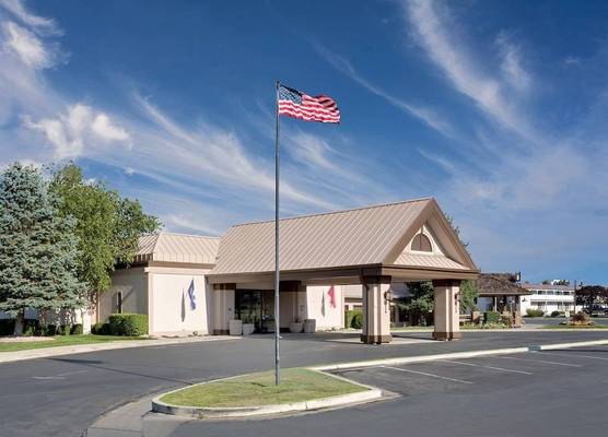 Ramada by Wyndham Provo 1