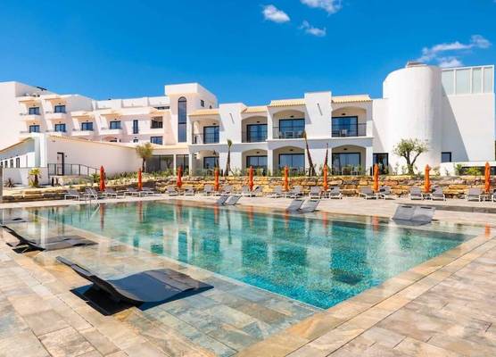 Regency Salgados Hotel & Spa 1