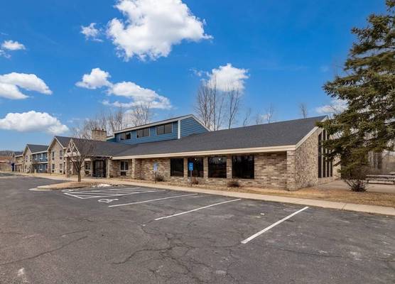 AmericInn by Wyndham White Bear Lake St. Paul 1