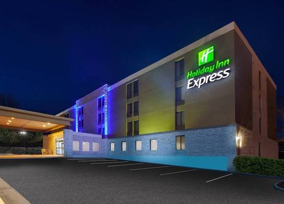 Holiday Inn Express FAIRFAX - ARLINGTON BOULEVARD by IHG 1