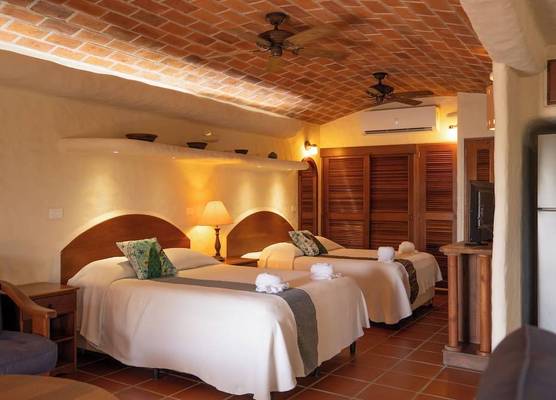 Pelican Eyes Hotel and Resort 1