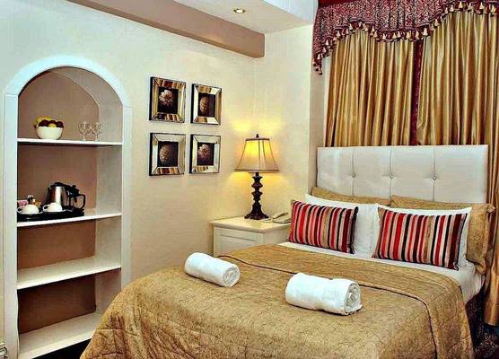Piccolino Hyde Park Hotel 1
