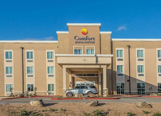 Comfort Inn & Suites Snyder 1