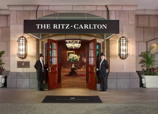 The Ritz-Carlton Osaka 1