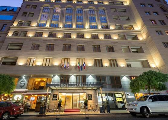 Paris Hotel Yerevan 1