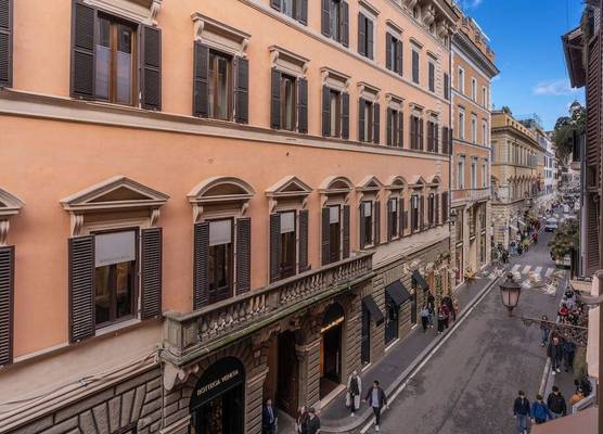 Townhouse Condotti 29 1